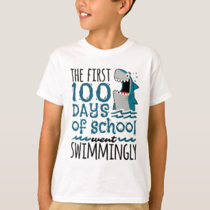 Camiseta Los primeros 100 días de clases fueron un tiburón 