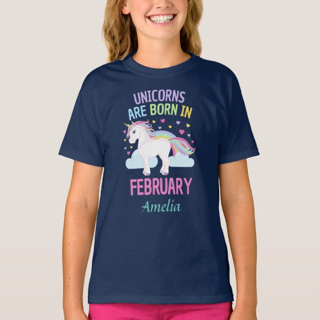 Camiseta Los unicornios nacen personalizados en febrero (Anverso)