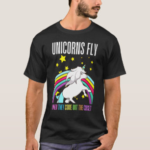 Camiseta Los Unicornios Volan Cuando Salen Del Closet Unico