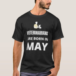 Camiseta Los veterinarios nacen en mayo