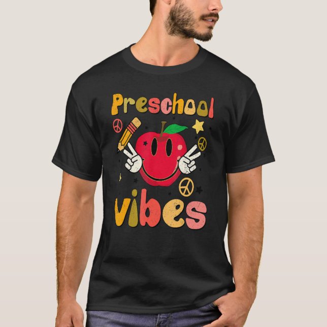 Camiseta Los Vibes De Grado Preescolar Enfrentan A Los Maes (Anverso)