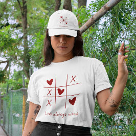 Camiseta Love Always wins Quote l Red Heart Playful 