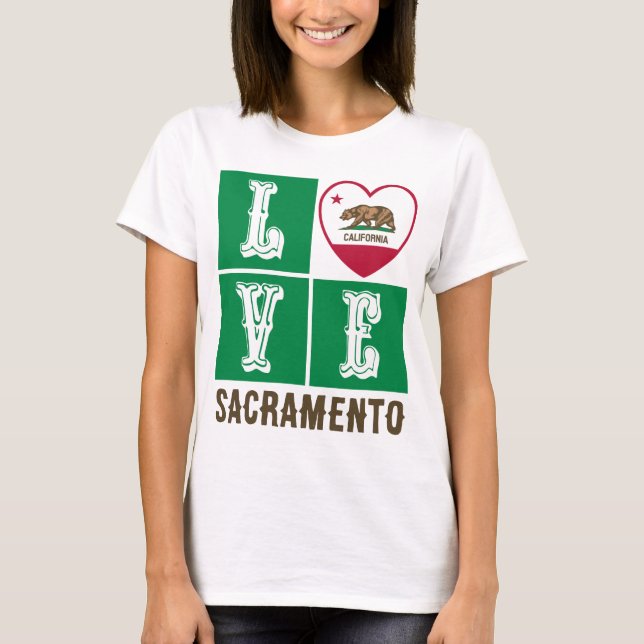 Camiseta Love California State Flag Heart Sacramento (Anverso)