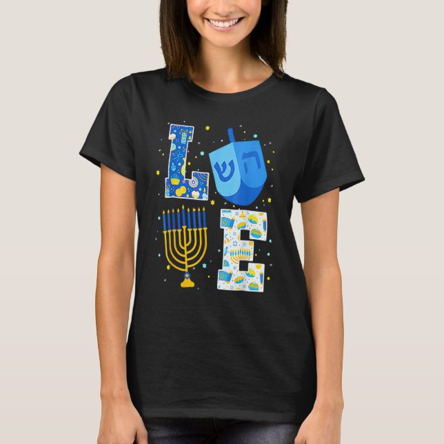 Camiseta LOVE Cute Hanukkah 2022 Decorations Dreidel Menora (Anverso)