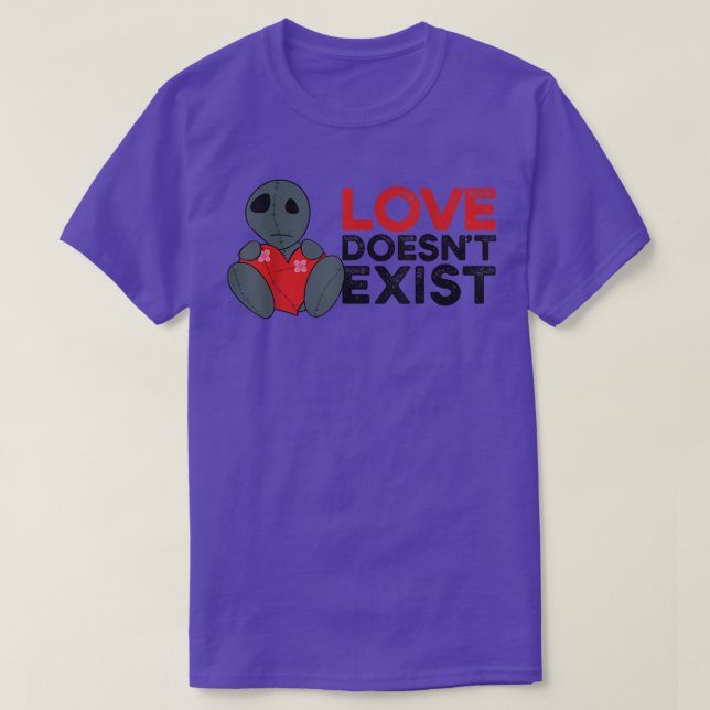 Camiseta Love Doesn't Exist  Emo clothes Emocore Goth Doll  (Diseño del anverso)