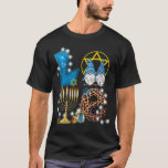 Camiseta LOVE Gnomes Hanukkah Decoraciones Chanukah<br><div class="desc">Un regalo gracioso de hanukkah y diseño del festival judío para los judíos. Diseño menorah perfecto para celebrar hanukkah o Navidades.</div>