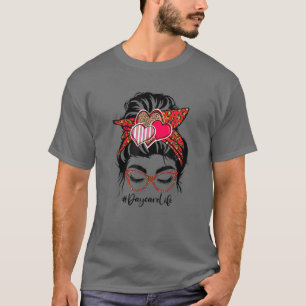 Camiseta Love Messy Bun Daycare Teacher Día de San Valentín