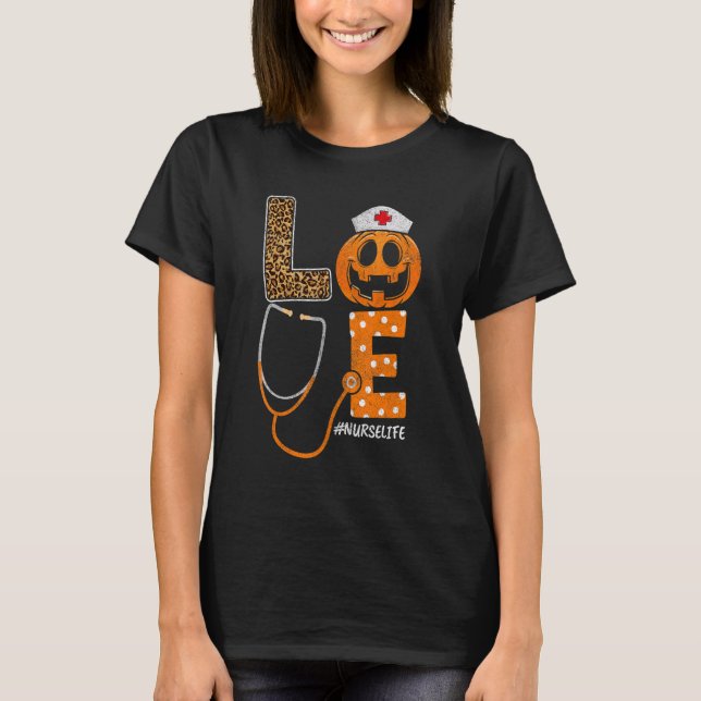 Camiseta Love Nurse Life Leopard Pumpkin Halloween Stethos (Anverso)