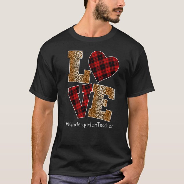 Camiseta LOVE Plaid Red Leopard Kindergarten Teacher Valent (Anverso)