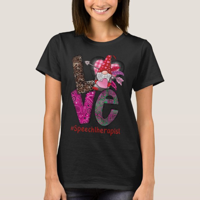 Camiseta Love Speech Therapist SLP Gnome Valentine's Day he (Anverso)