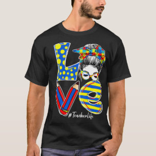 Camiseta LOVE Teacher Life Messy Bun Autism Awareness Teach