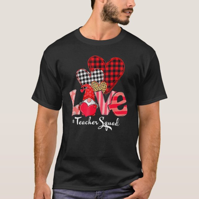Camiseta Love Teacher Squad Gnome Hearts Leopard Plaid Vale (Anverso)