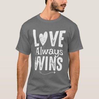 Camiseta Love Wins Love Always Wins retro
