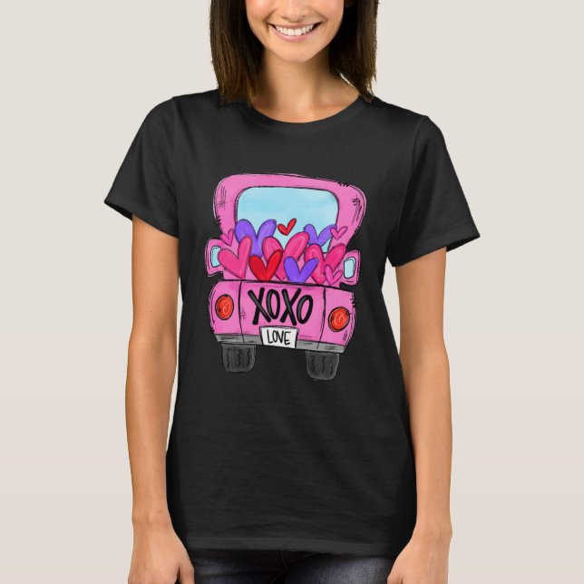 Camiseta Love XOXO Heart Pink Truck Valentines Day Couple B (Anverso)