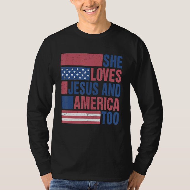 Camiseta Loves Jesus And America Too Retro 4th of July Prou (Anverso)