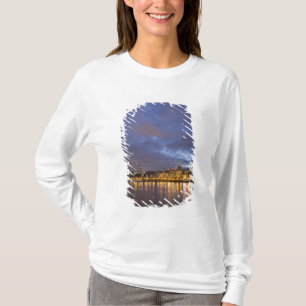 Camiseta Luces de la ciudad reflejadas en el río Willamett
