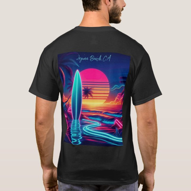 Camiseta Luces de neón de la tabla de surf del atardecer- (Reverso)