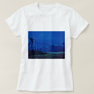 Camiseta Luces de torbellino en una niebla azul de montaña