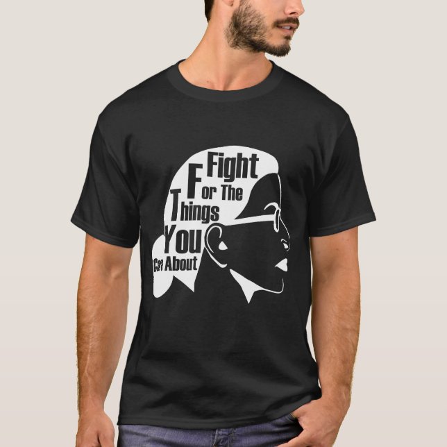 Camiseta Lucha Por Las Cosas Que Te Importan De RBG (Anverso)