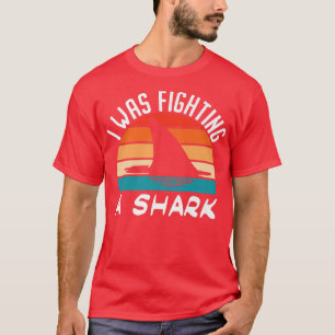 Camiseta Luchaba Contra Los Huesos Rotos De Tiburón427