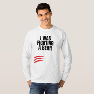 Camiseta Luchaba Contra Un Oso
