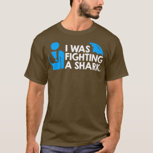 Camiseta Luchaba contra un tiburón