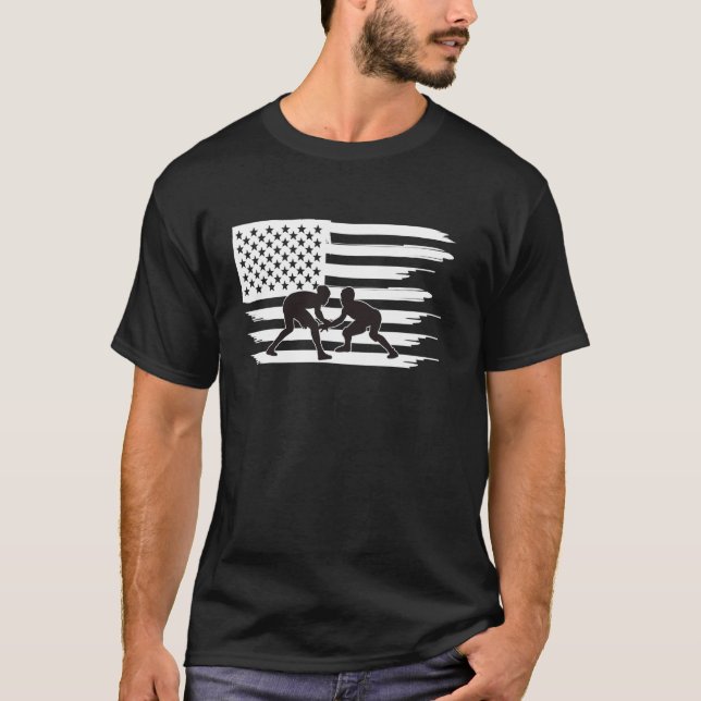 Camiseta Luchando contra la bandera estadounidense (Anverso)