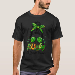Camiseta Lucky 4º grado Maestra Patricks Day Bun Hair Plai