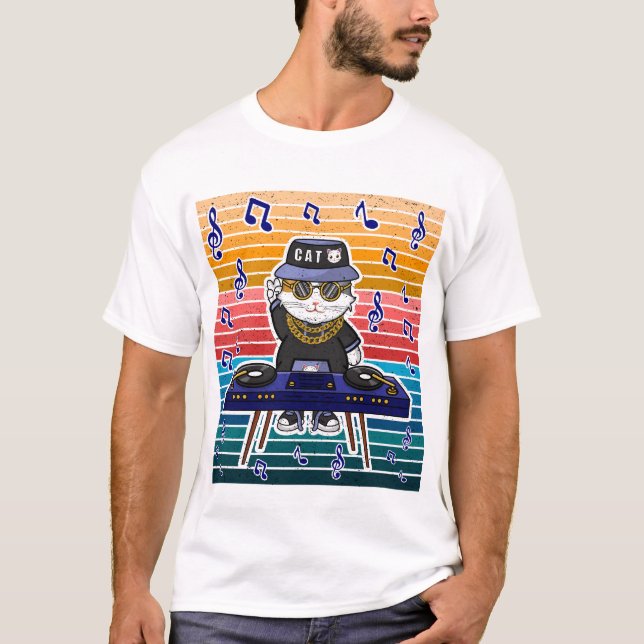 Camiseta Lucky Cat Maneki Neko DJ Retro Music Art (Anverso)
