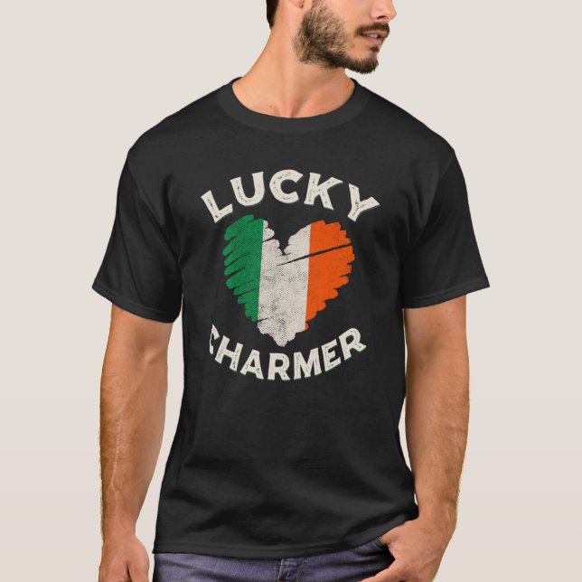 Camiseta Lucky Charmer Grunge Heart Irish Flag St Patrick's (Anverso)