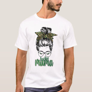 Camiseta Lucky Mom Messy Bun Leprechaun Patricks Day Green