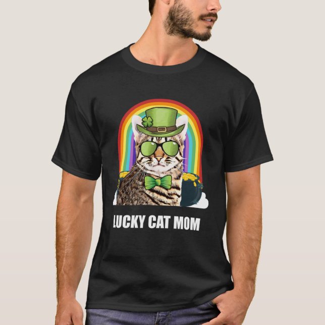 Camiseta Lucky Savannah Cat Mom St Patricks Day (Anverso)