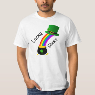 Camiseta Lucky Shirt with rainbow and pot of gold.