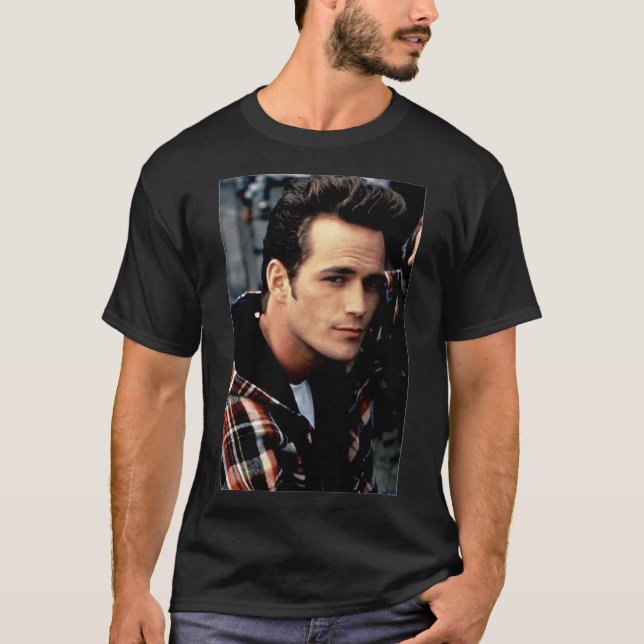 Camiseta LUKE PERRY Essential  (Anverso)