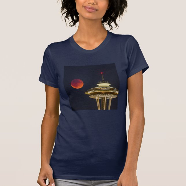 Camiseta Luna de sangre | Aguja Espacial de Seattle (Anverso)