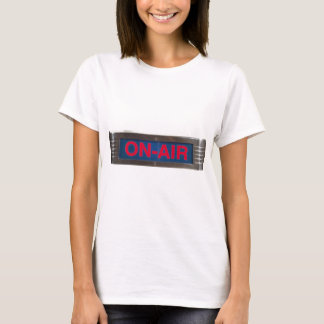 Camiseta Luz roja del En-Aire del resplandor