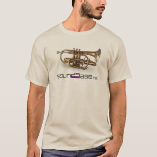 Camiseta maciza del cucurucho