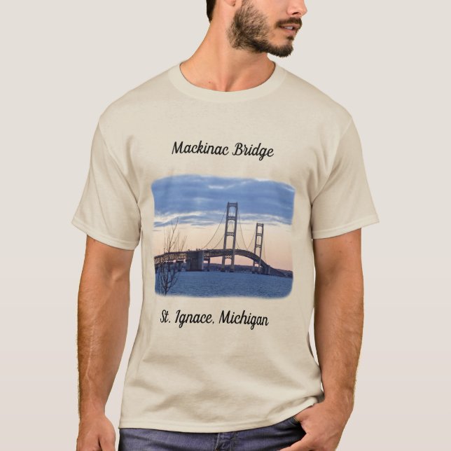 Camiseta Mackinac Bridge St. Ignace con letras negras (Anverso)