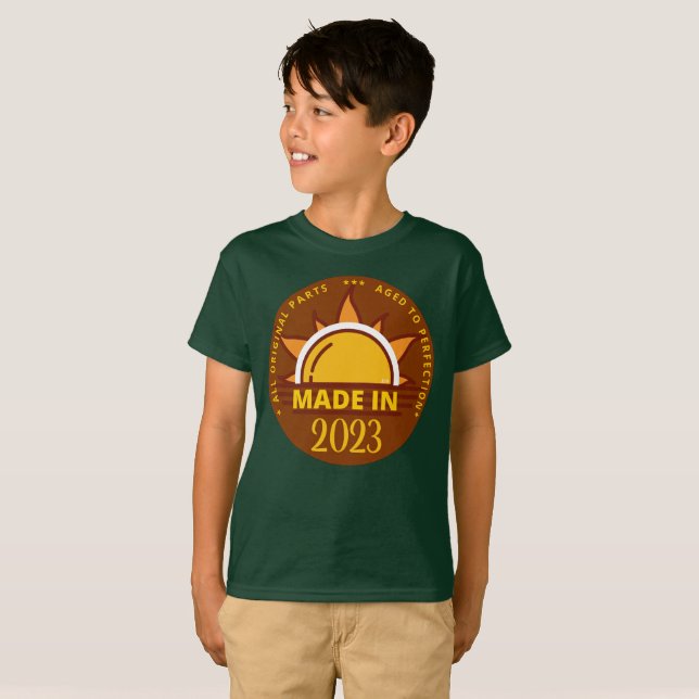 Camiseta MADE EN 2023 regalo de cumpleaños divertido (Anverso completo)