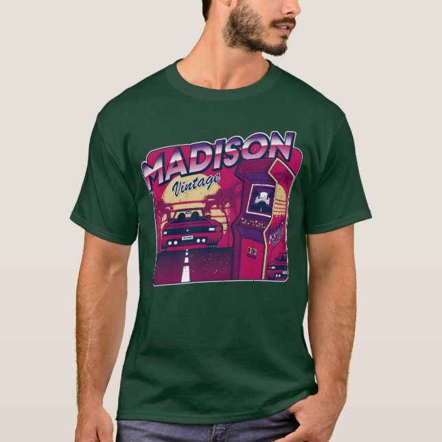 Camiseta Madison Personalizado Juego Retro 80s 90s (Anverso)