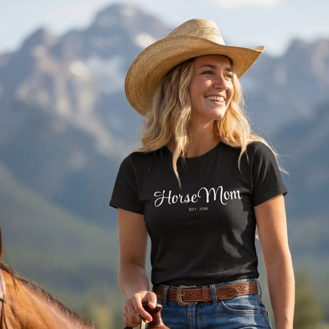 Camiseta Madre de Caballo con Letra Negra Establecida (Subido por el creador)