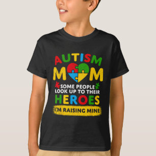 Camiseta Madre del autismo criando a héroe Groovy desordena