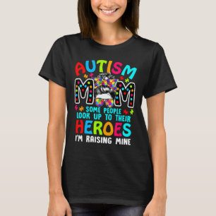 Camiseta Madre del autismo criando una pieza de rompecabeza