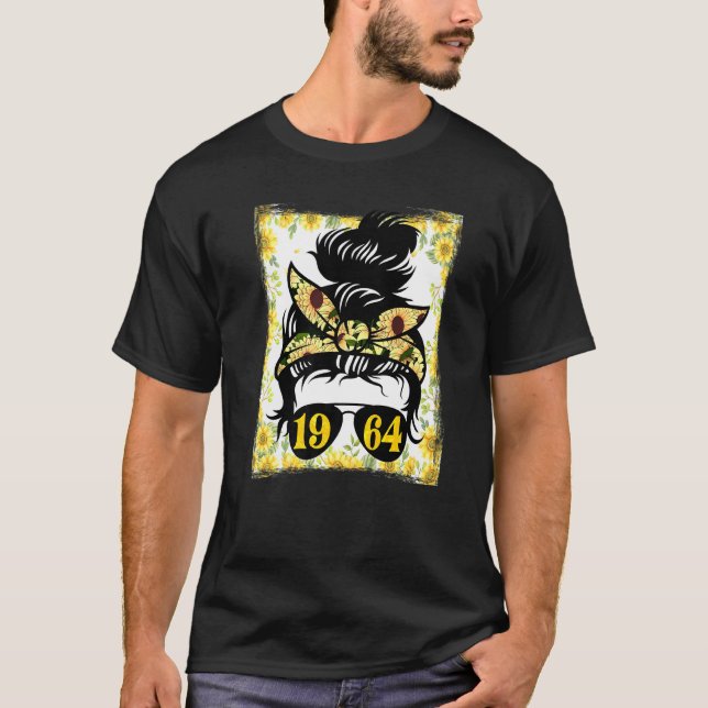 Camiseta Madre Girasol Nacida En 1964 Madera Jardinera (Anverso)