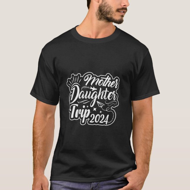 Camiseta Madre hija viaje de vacaciones 2024, mamá Daug (Anverso)
