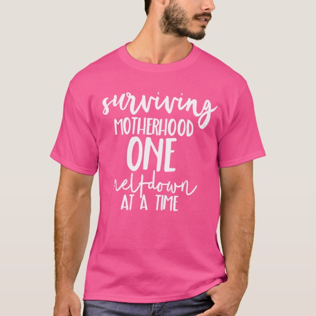 Camiseta Madre madre madre madre sobreviviente madre chica  (Anverso)