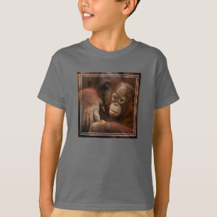 Camiseta Madre y bebé orangután en el zoológico