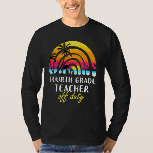 Camiseta Maestra de 4º Grado en Playa de Duty Sunset Rainbo