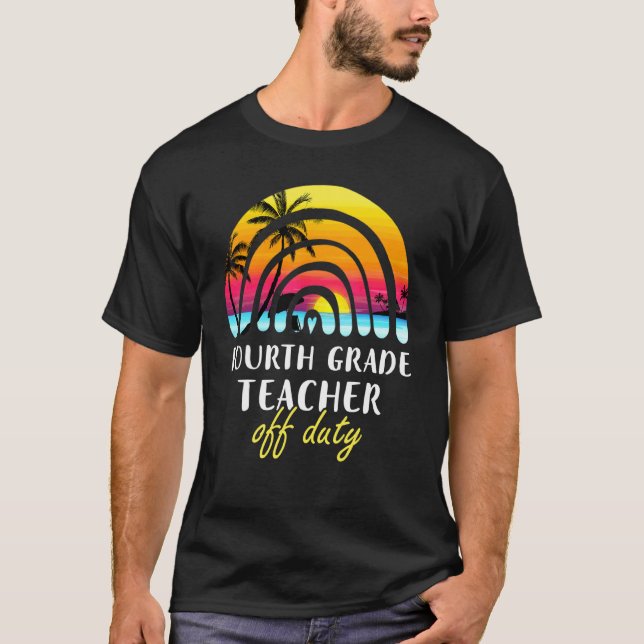 Camiseta Maestra de 4º Grado en Playa de Duty Sunset Rainbo (Anverso)