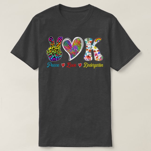 Camiseta Maestra de Grado Paz Amor Kindergarten Equipo Kind (Diseño del anverso)